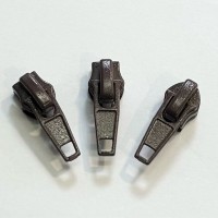 Curseur pour fermeture éclaire chaine continue spiralée 6,4mm MARRON