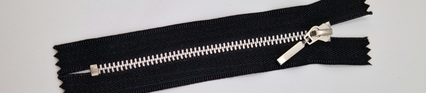 Fermeture alu maille fine non séparable